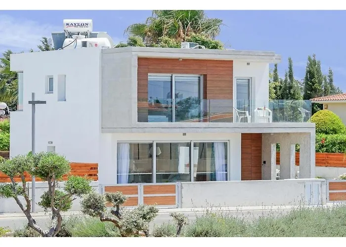 Coral * Πέγεια